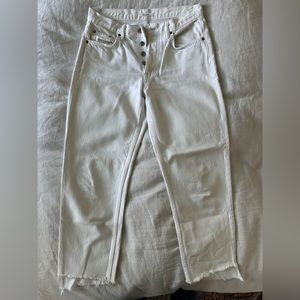 GRLFRND Denim white 100% cotton in great condition! Frayed step hem. Size 27.